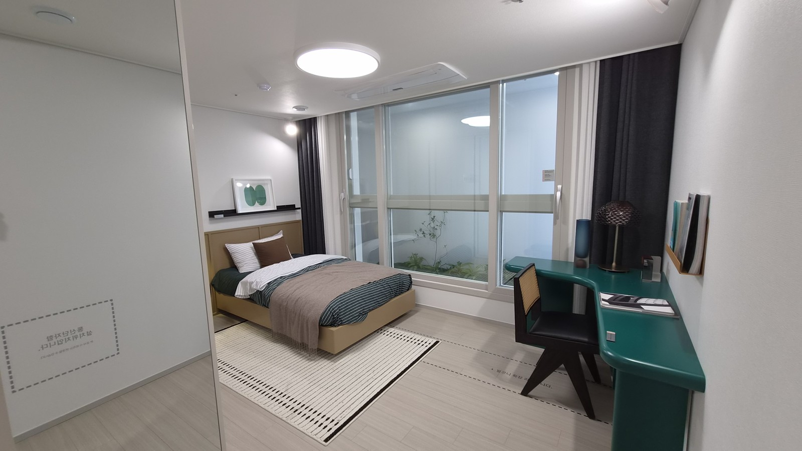 회천중앙역 파라곤 84B 견본세대 침실(유상옵션·전시품 포함 가능)